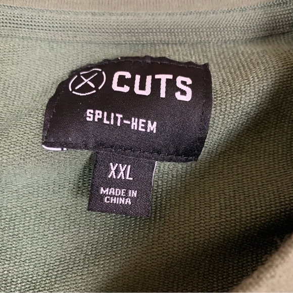 Cuts Green Split Hem Long Sleeve Crewneck Pullover Shirt XXL Modern Fit - Picture 3 of 4